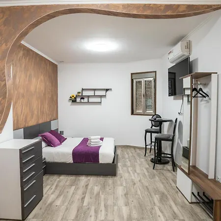 Konukevi Casa Brava 3*